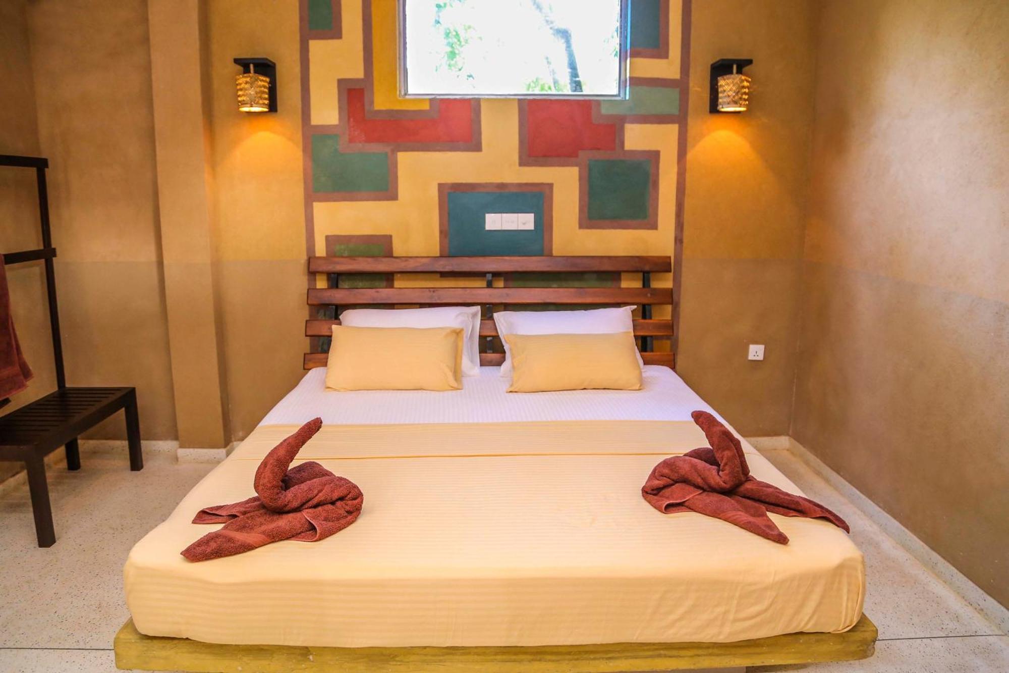 Eco Square Resort Mirissa Esterno foto